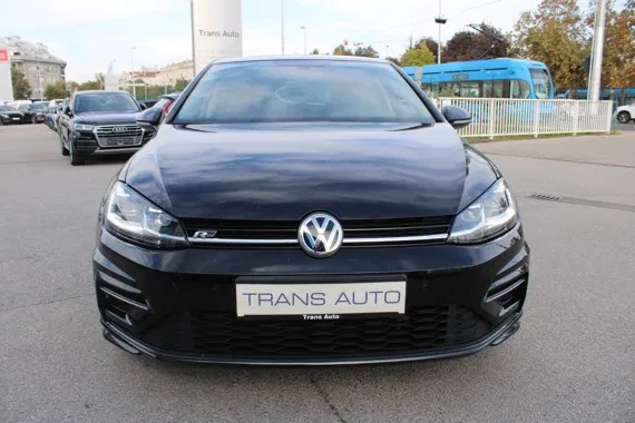 Volkswagen Golf VII 1.6 TDi R-line reg 9/2024 Image 2