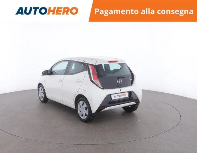 TOYOTA Aygo 1.0 VVT-i 69 CV 5p. x-play Image 4